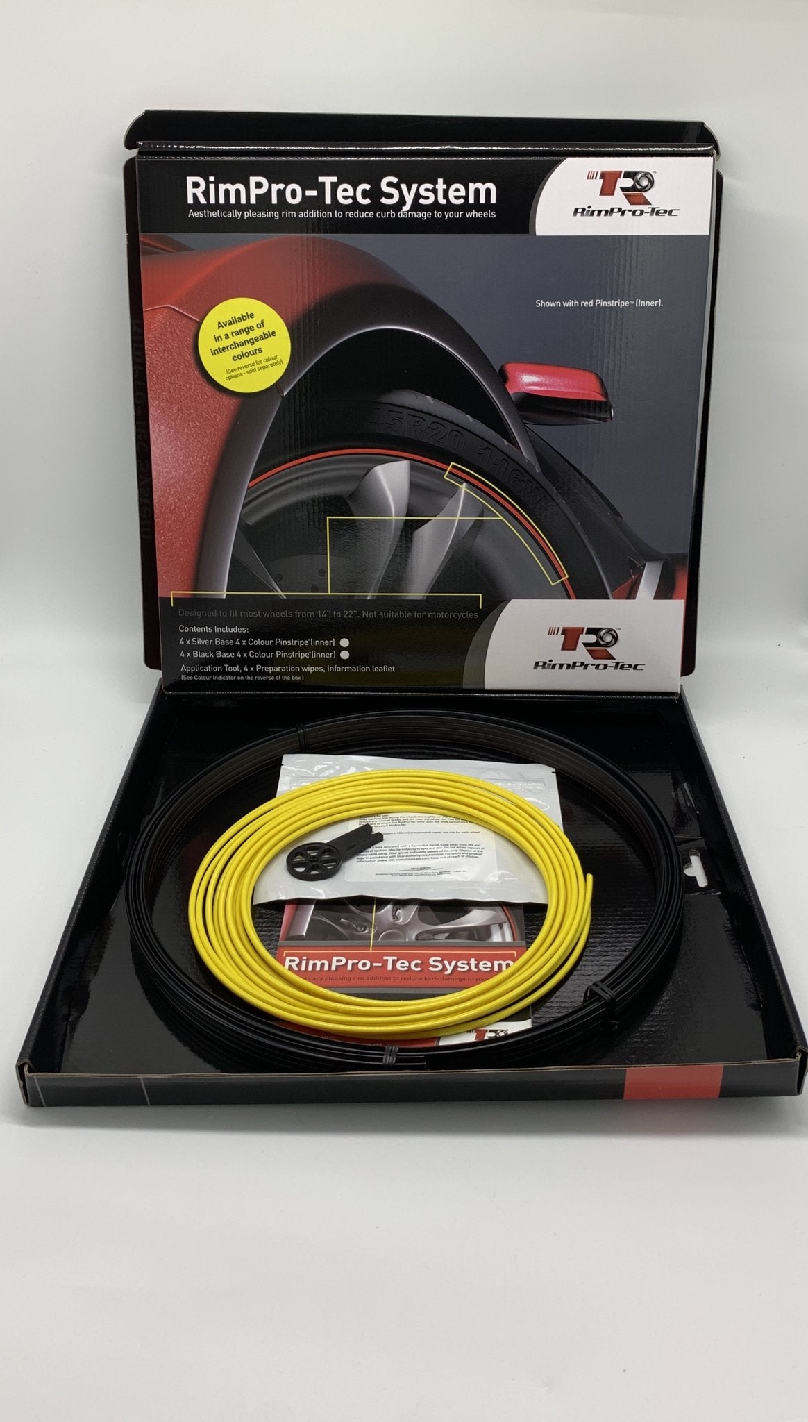 BlackYellow_0eb6cfc2-e241-4e0c-8bcc-2822430b85a4