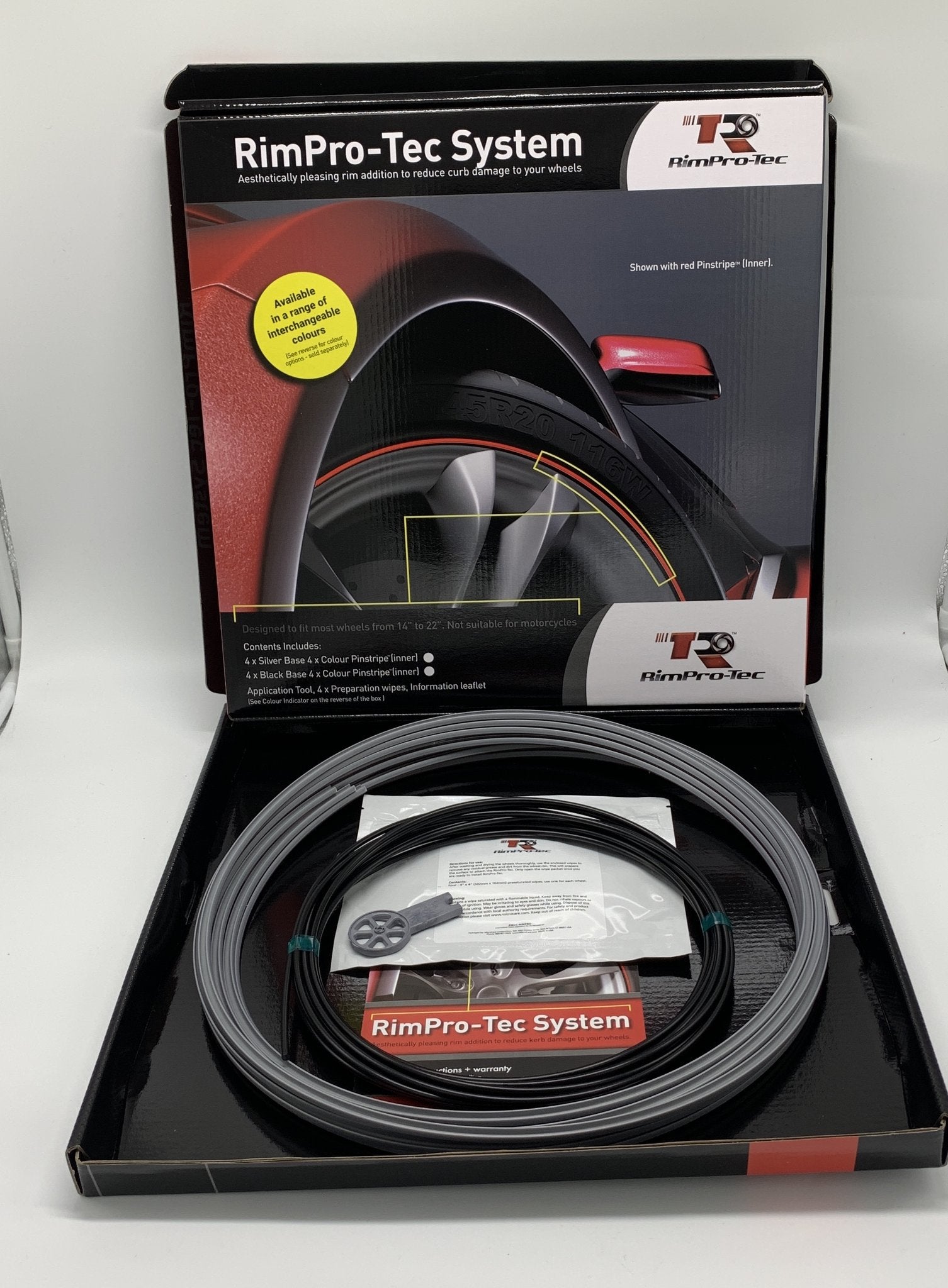 SilverBlack_224a5213-6aac-4839-a837-93e89e2cb98b