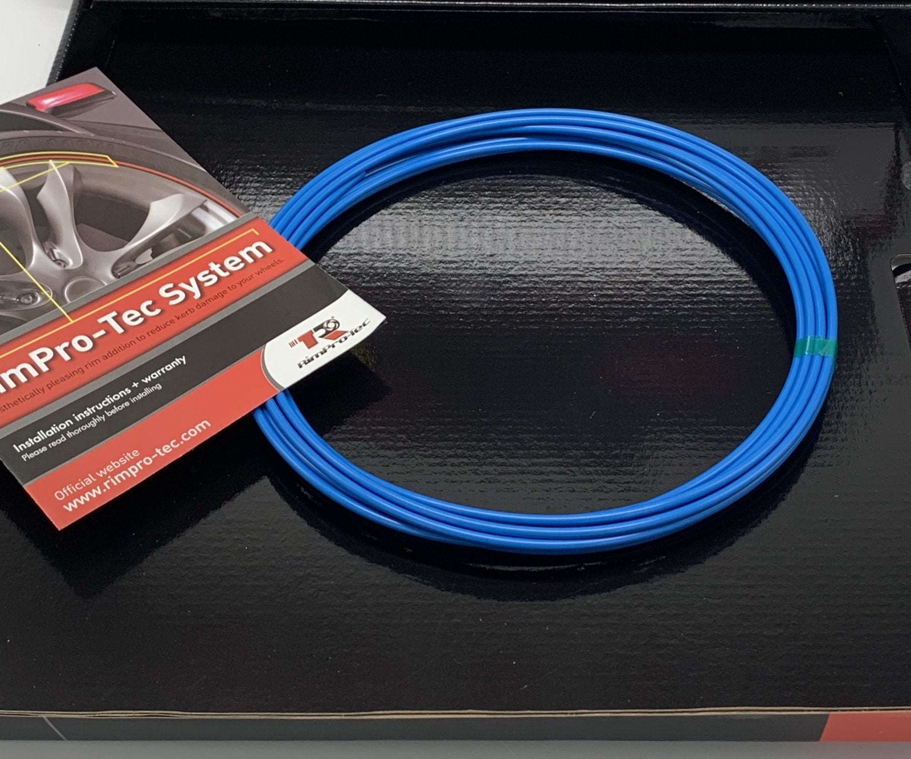 lightbluepinstripe_1024x1024_2x_57df8b4d-ed49-46e4-9ba7-b50f11b29356